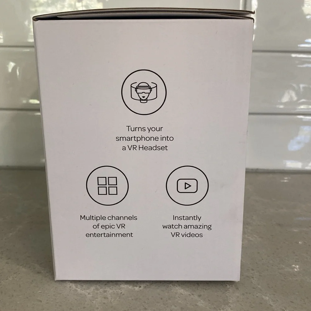 Vodiac VR Headset for Smart Phone with 80 Experiences Virtual Reality